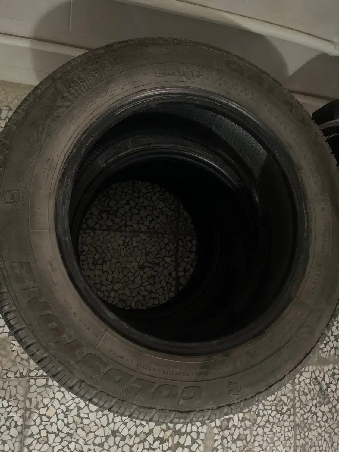 لاستیک گلدستون     R15 /65/185|قطعات یدکی و لوازم جانبی|شیراز, غدیر جنوبی|دیوار