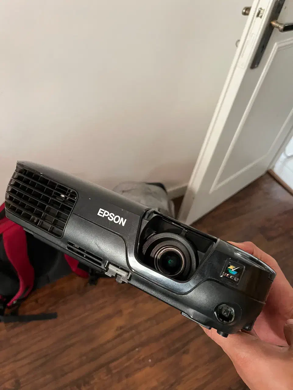 ویدیو پرژکتور اپسون خونگی|تلویزیون و پروژکتور|کرج, شهرک بنفشه|دیوار