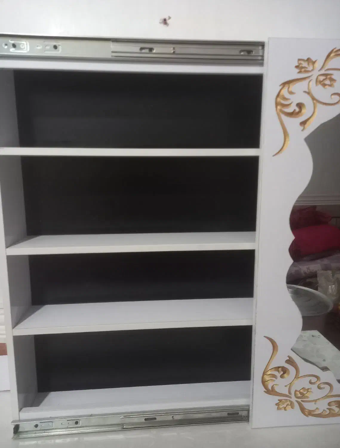 میز آرایشی همراه با آینه ریلی|تخت و سرویس خواب|اهواز, عین ۲|دیوار