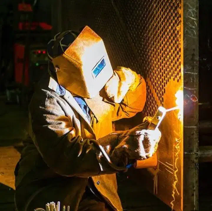 تبلیغ کار جوشکاری|خدمات پیشه و مهارت|ملکآباد, |دیوار