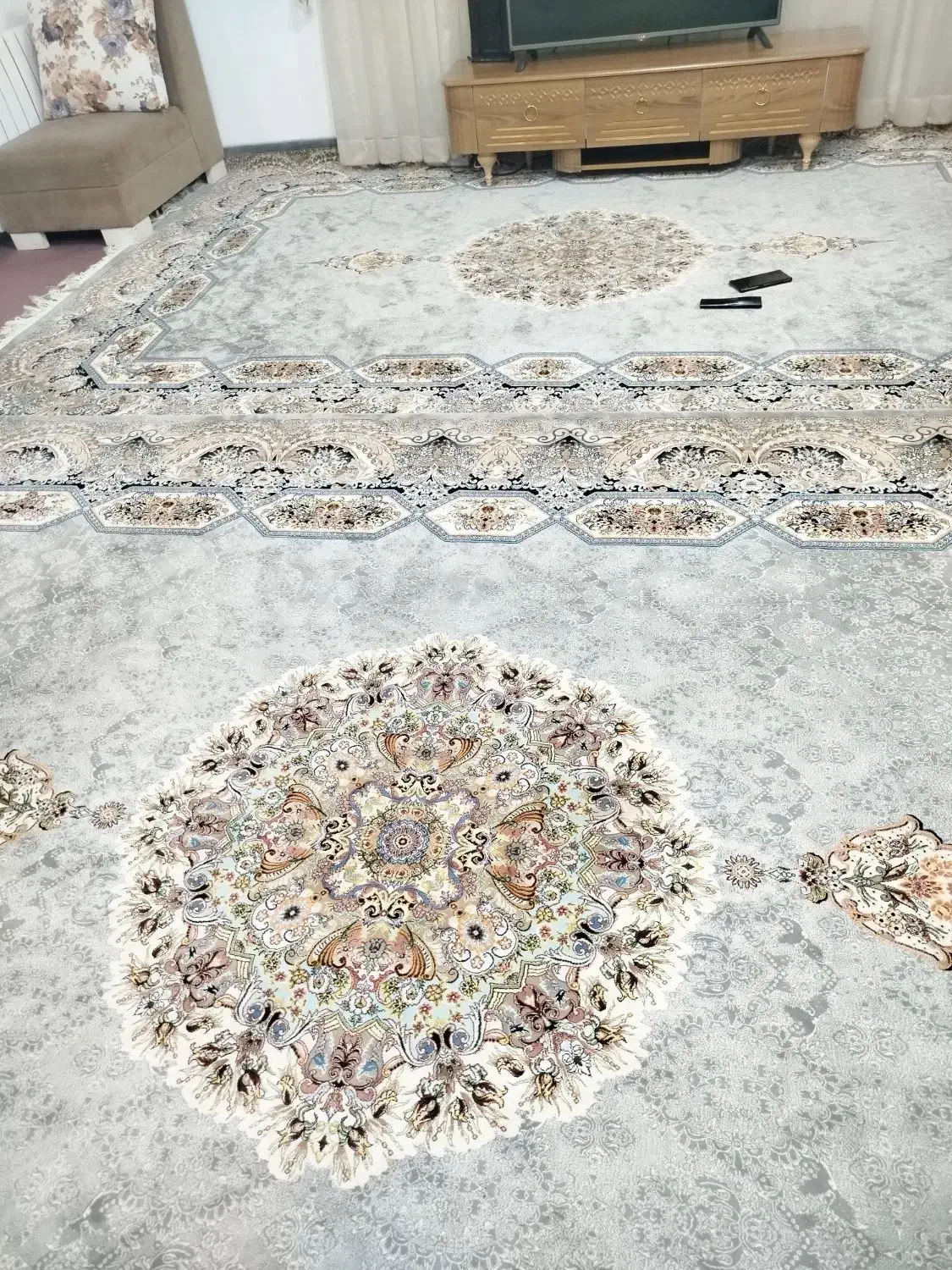 فرش 1000شانه درجه یک فرحزاد|فرش|آران و بیدگل, |دیوار