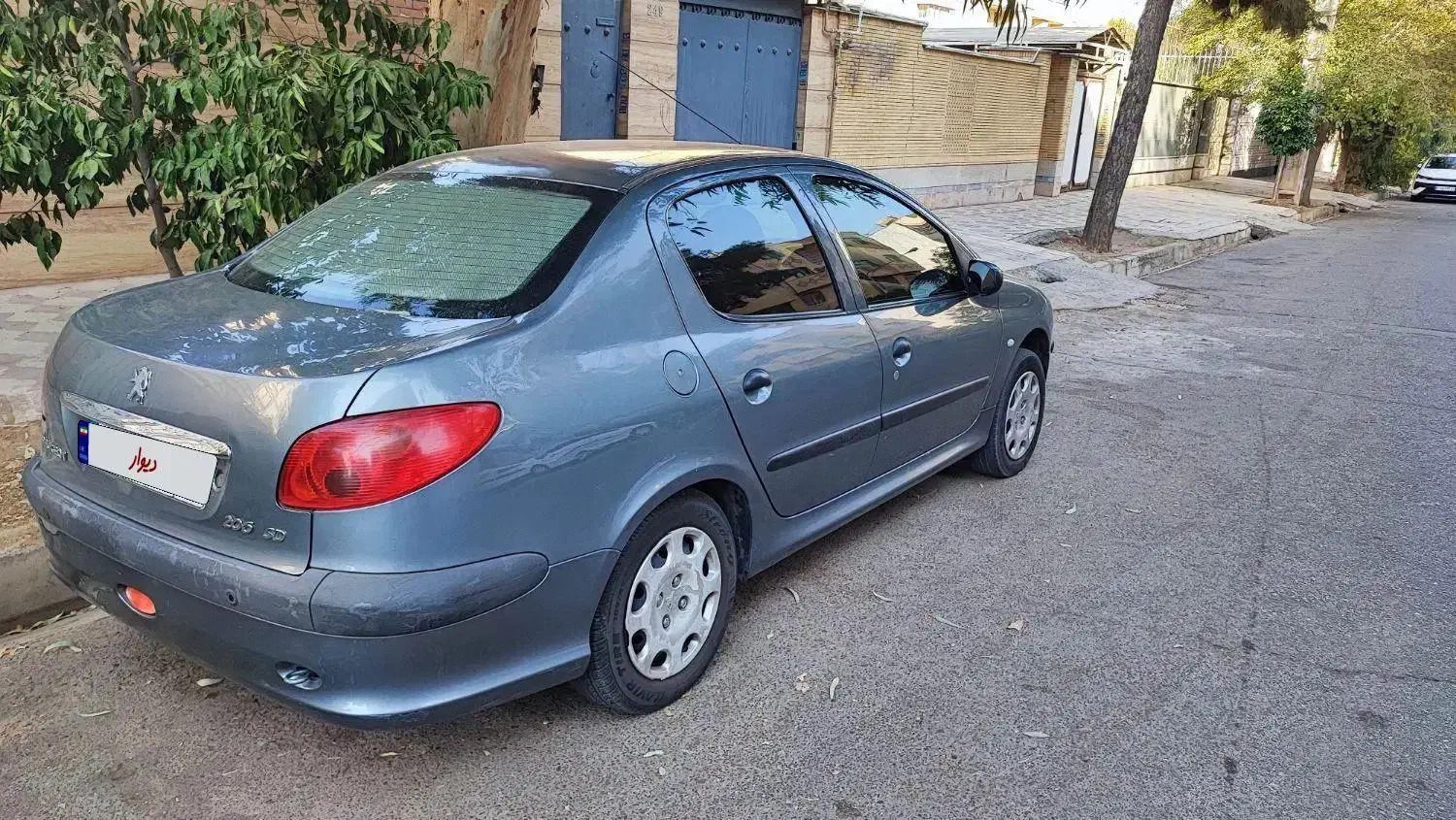 پژو 206 sd v8 مدل ۱۳۹۵|خودرو سواری و وانت|شیراز, شهرک امیر کبیر|دیوار