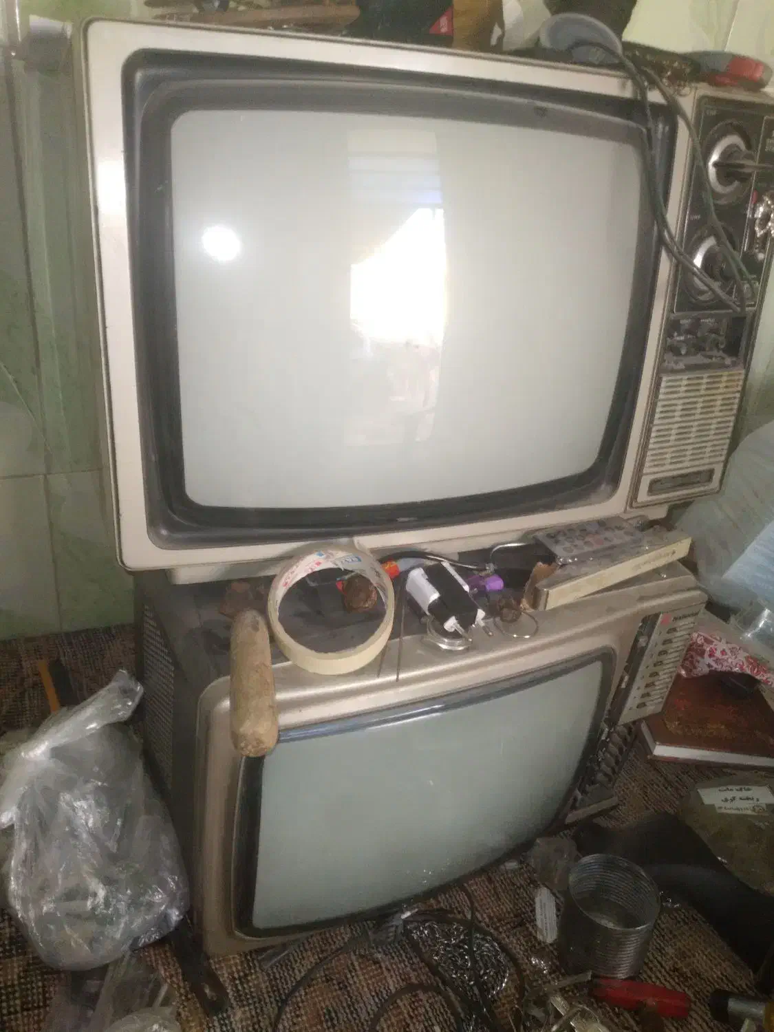 تلویزیون نوستالژی|تلویزیون و پروژکتور|شوشتر, |دیوار