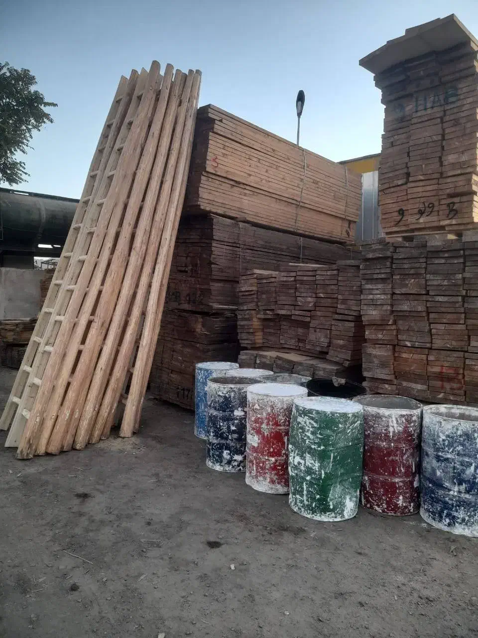 ۸ و ۱۰ و ۱۲ و۱۴پله آرماتوربندی مخصوص نردبان . چوبی|مصالح و تجهیزات ساختمان|تهران, مشیریه|دیوار