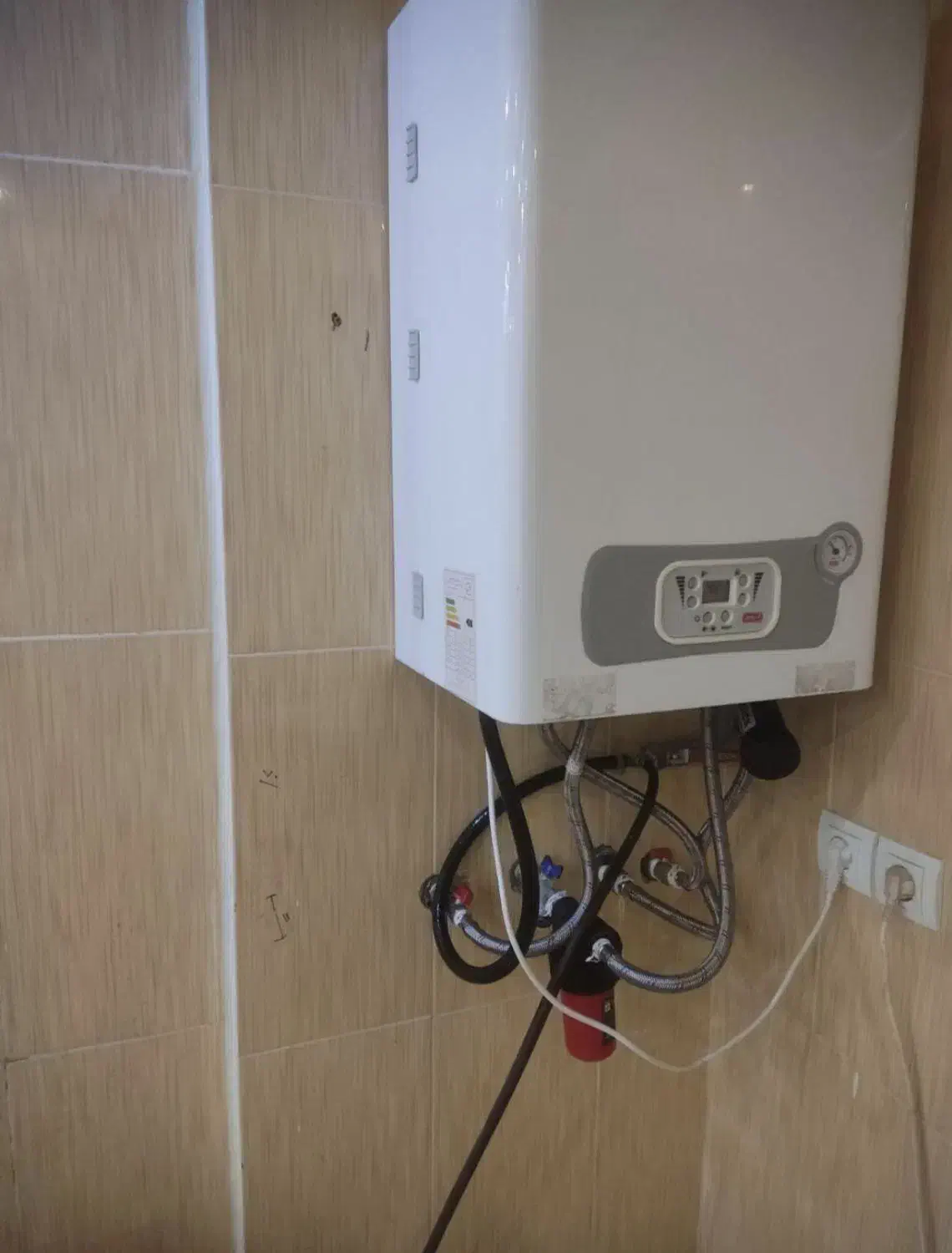 تعمیر و سرویس تخصصی پکیج دیواری|خدمات پیشه و مهارت|هشتگرد, فاز ۲ مهستان|دیوار