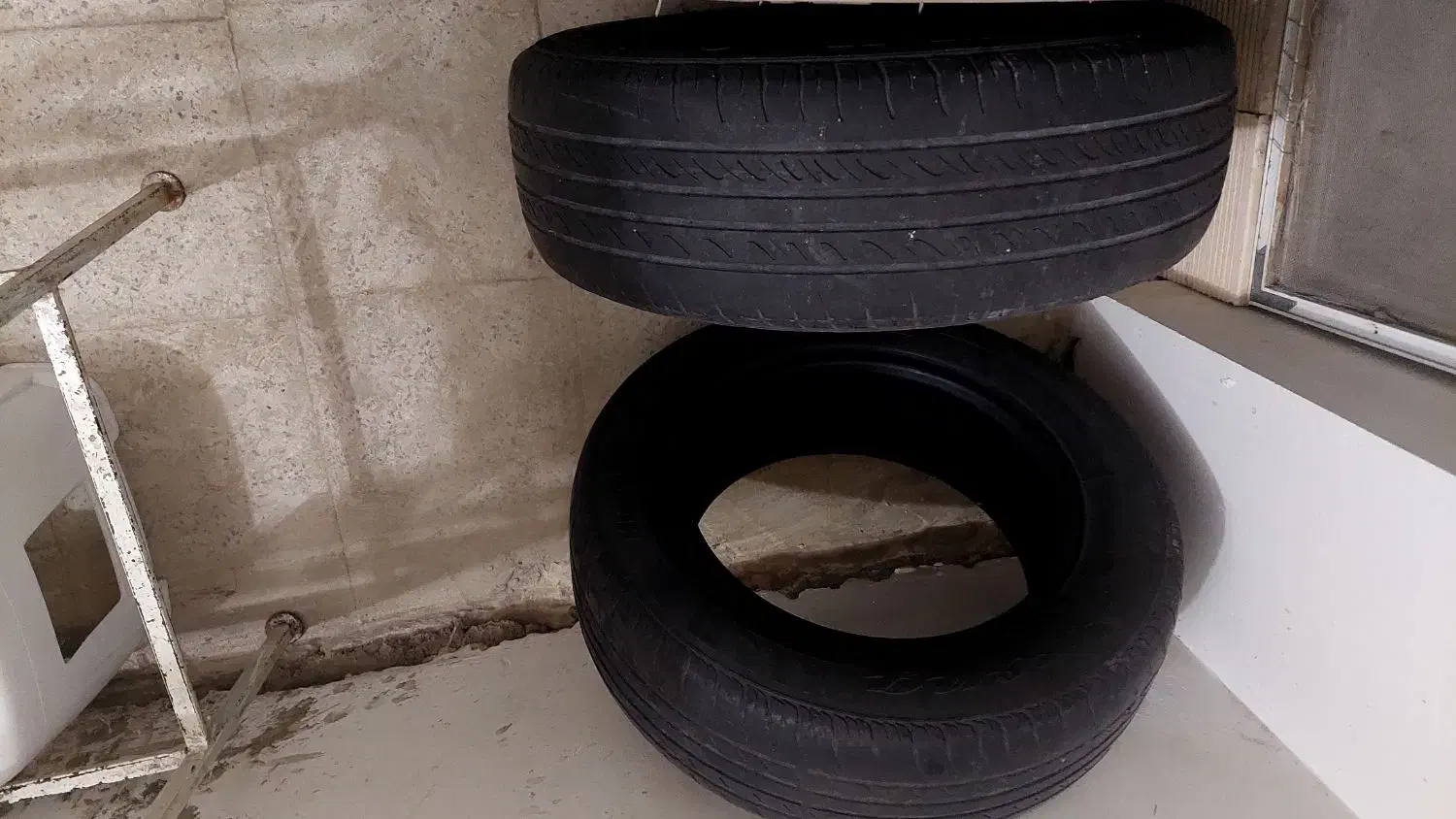 لاستیک 185 .65 . 14|قطعات یدکی و لوازم جانبی|کرج, برغان|دیوار