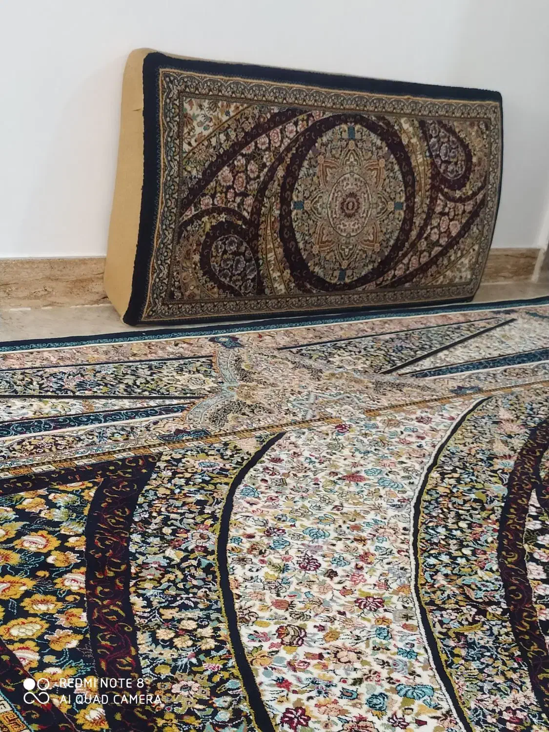 پشتی و فرش|فرش|کرمانشاه, |دیوار