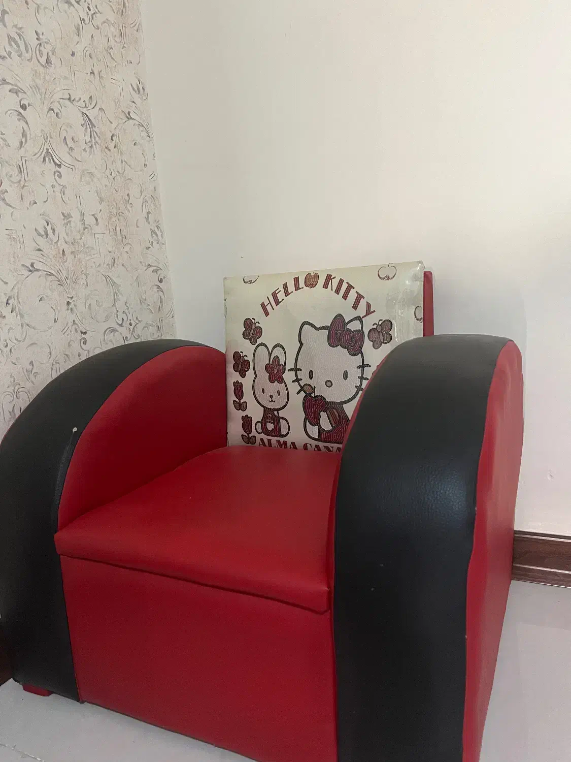 مبل کودک|تخت و صندلی بچه|صدرا-فارس, فاز ۱|دیوار