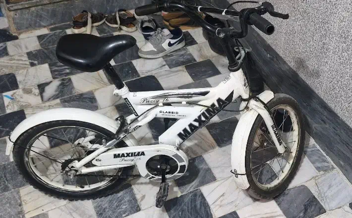 دوچرخه ۱۶ سالم|دوچرخه، اسکیت، اسکوتر|قم, ولیعصر|دیوار