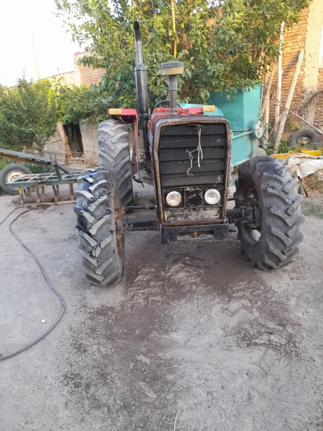 تراکتور ۲۸۵ با وسایل|خودرو سنگین|گوگان, |دیوار