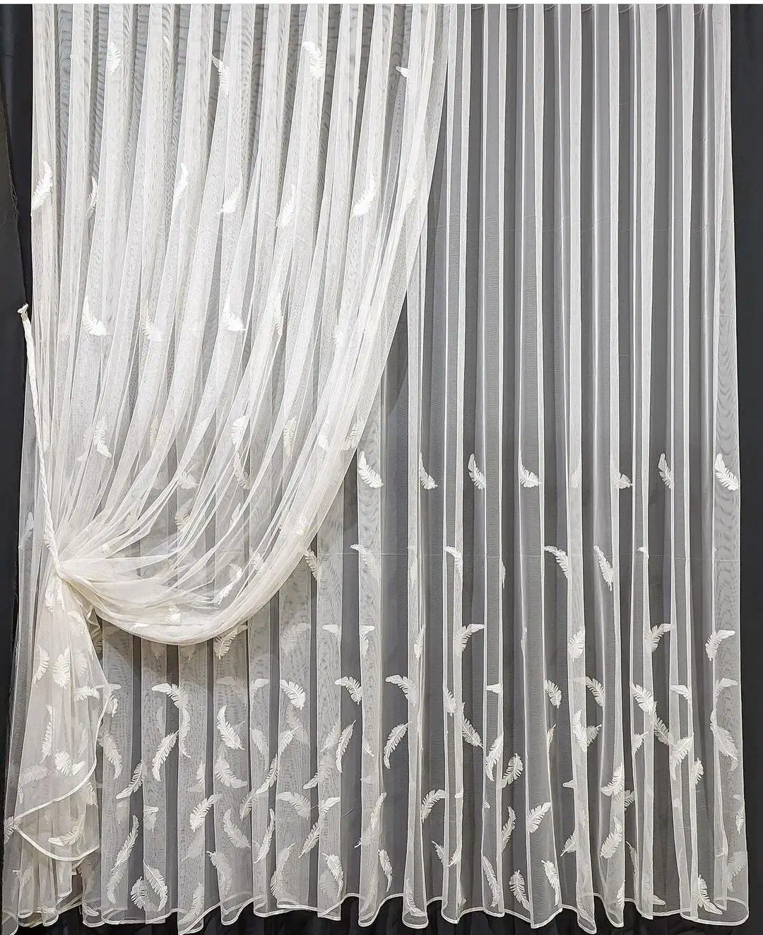 پرده های مدرن و جدیدبا قیمت مناسب|پرده، رانر، رومیزی|قزوین, |دیوار