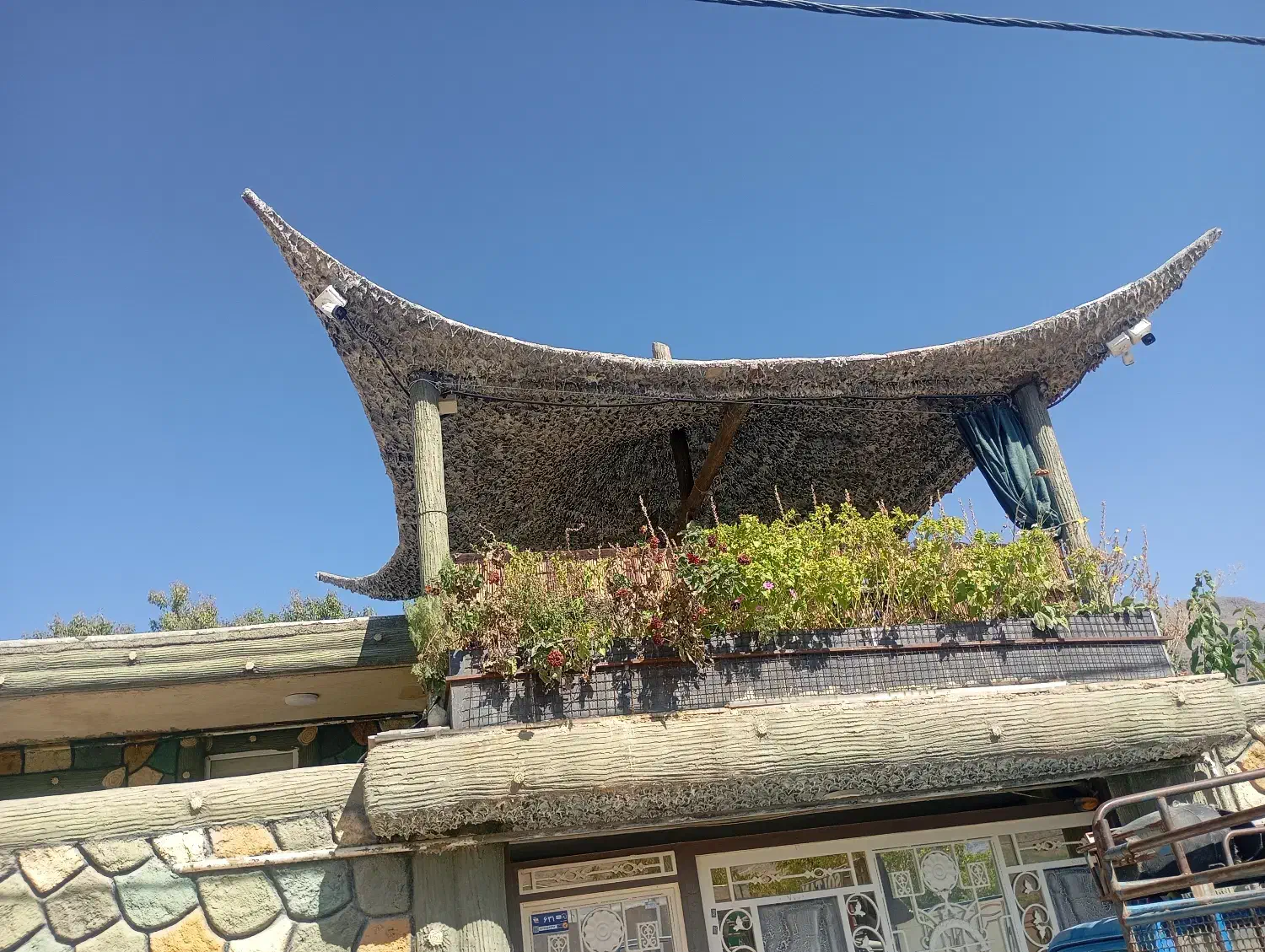 طرح چوب آبنما آلاچیق طرح سنگ همراه با رنگ امیزی|خدمات پیشه و مهارت|کازرون, |دیوار