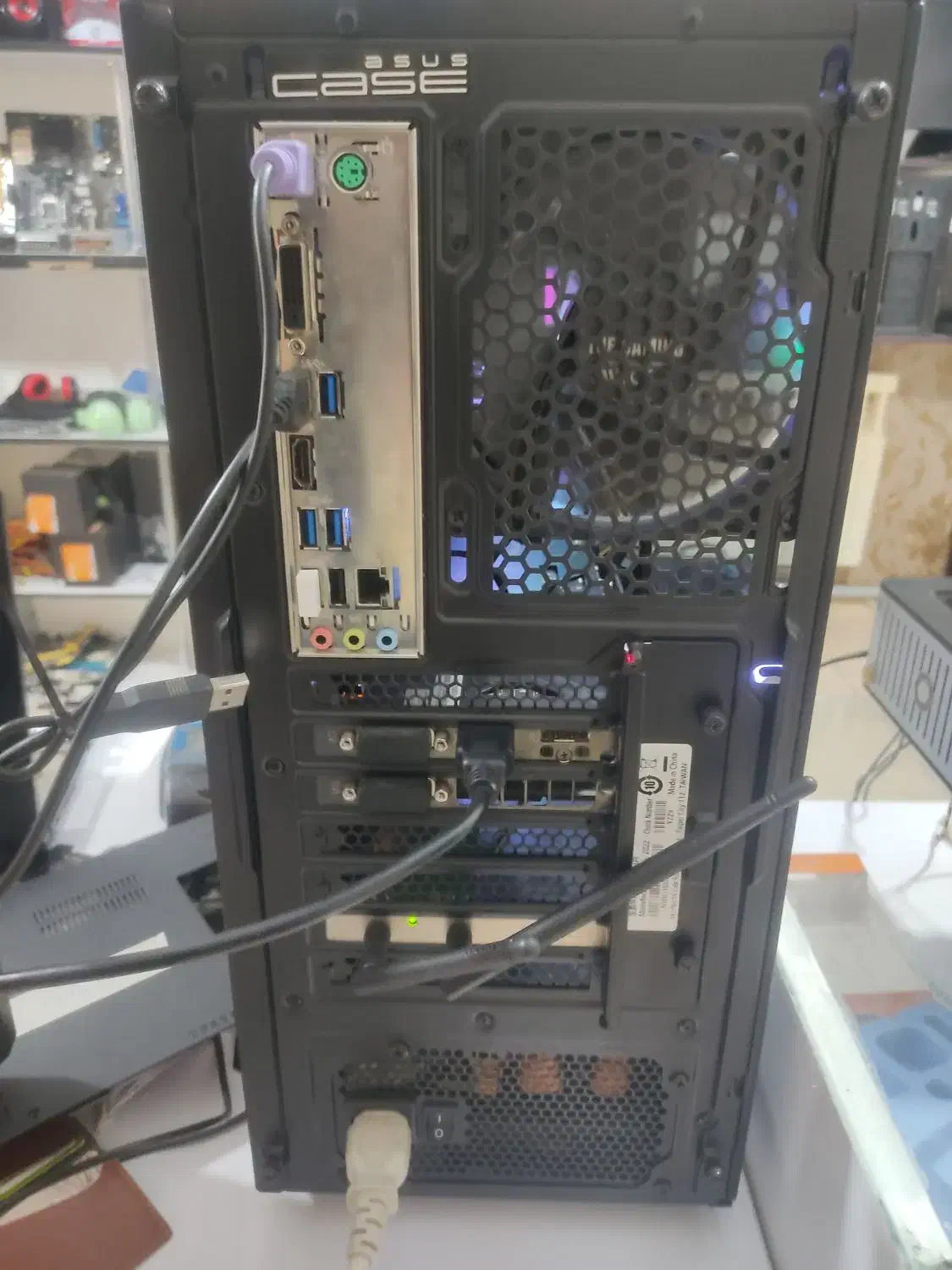 کیس گیمینگ|رایانه رومیزی|پرند, فاز ۲|دیوار