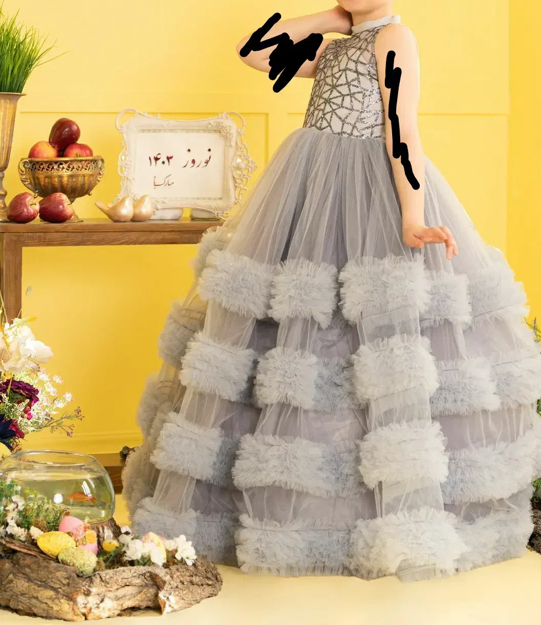 لباس مجلسی دخترانه|کفش و لباس بچه|شیراز, میانرود|دیوار