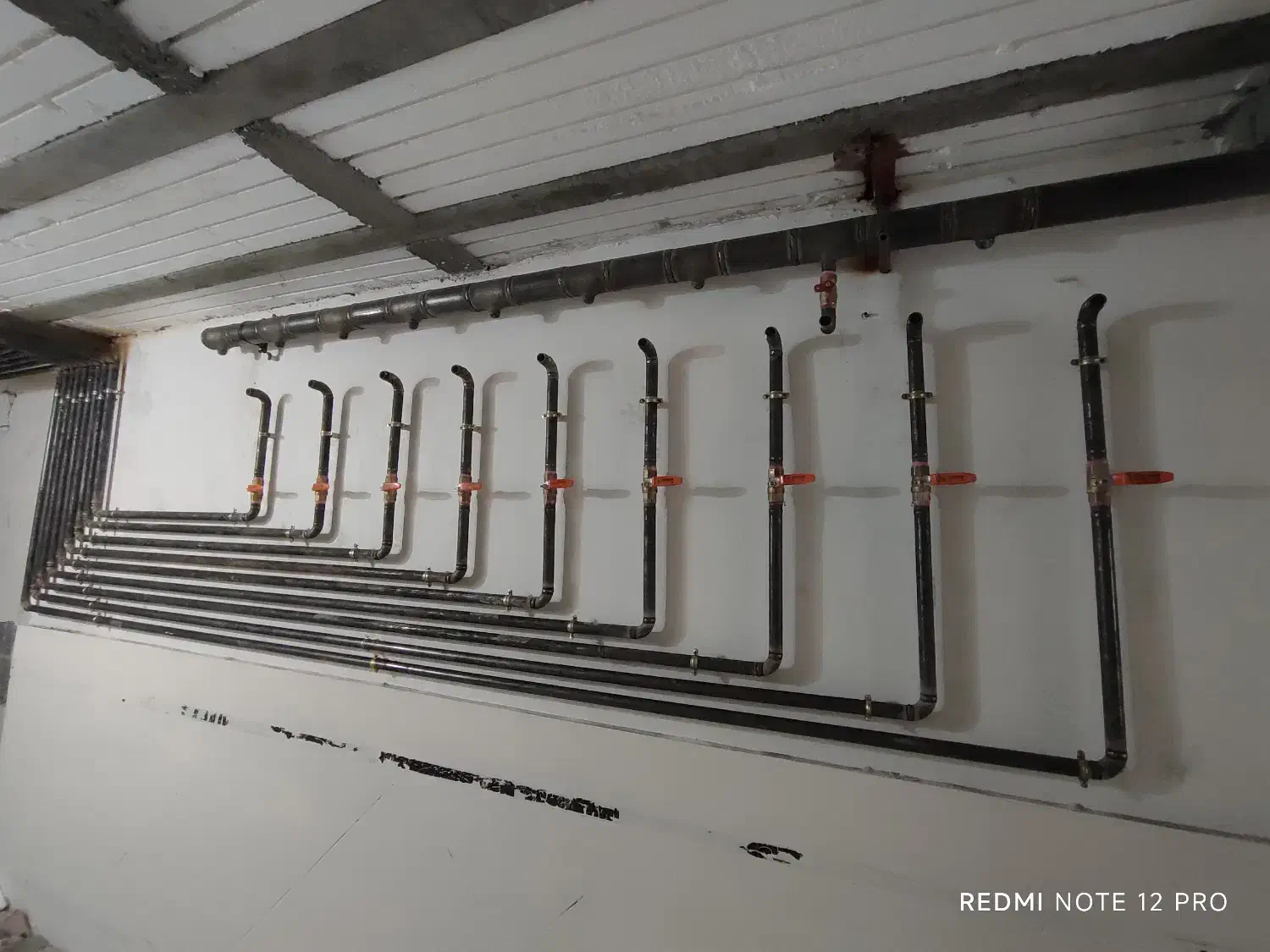 اجرای لوله کشی گاز.|خدمات پیشه و مهارت|سنندج, |دیوار