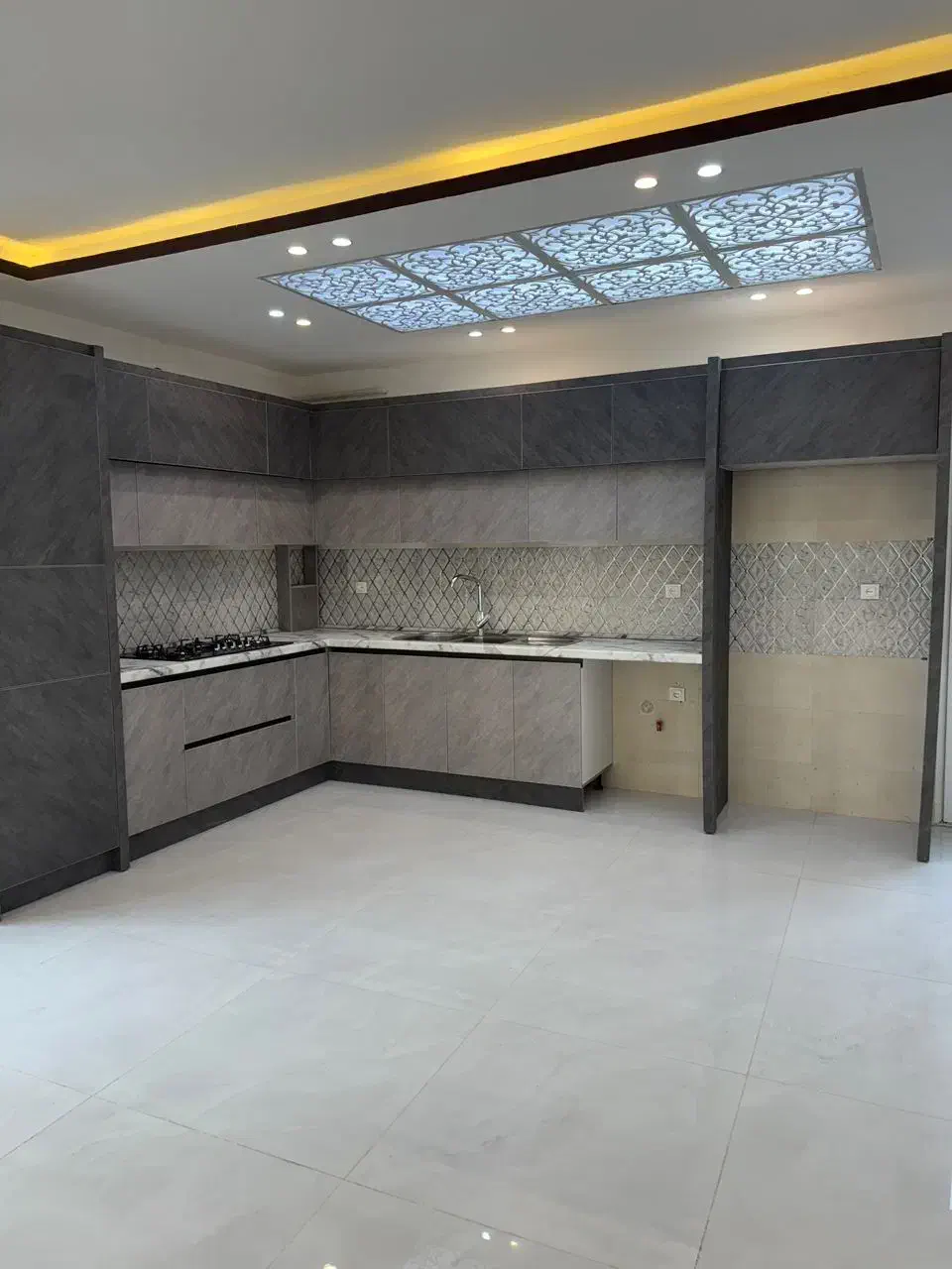 فروش ویلای نوساز مبله معاوضه با زمین یا خونه|فروش خانه و ویلا|خشکبیجار, |دیوار