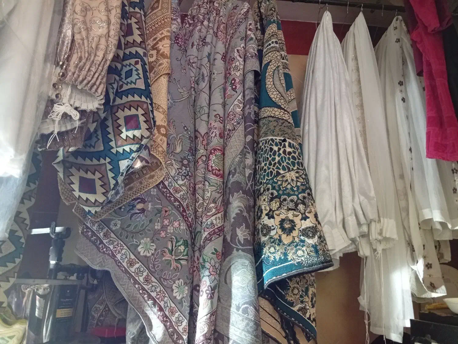 خشکشویی تک .باسرویس رایگان|خدمات نظافت|ورامین, ورامین|دیوار