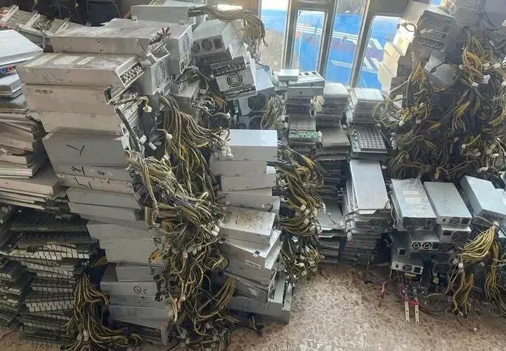 خرید فروش برد م هشتبرد ماینر کیس کامپیوتر وغیره|قطعات و لوازم جانبی رایانه|مشهد, مشکینی (شهرک غرب)|دیوار