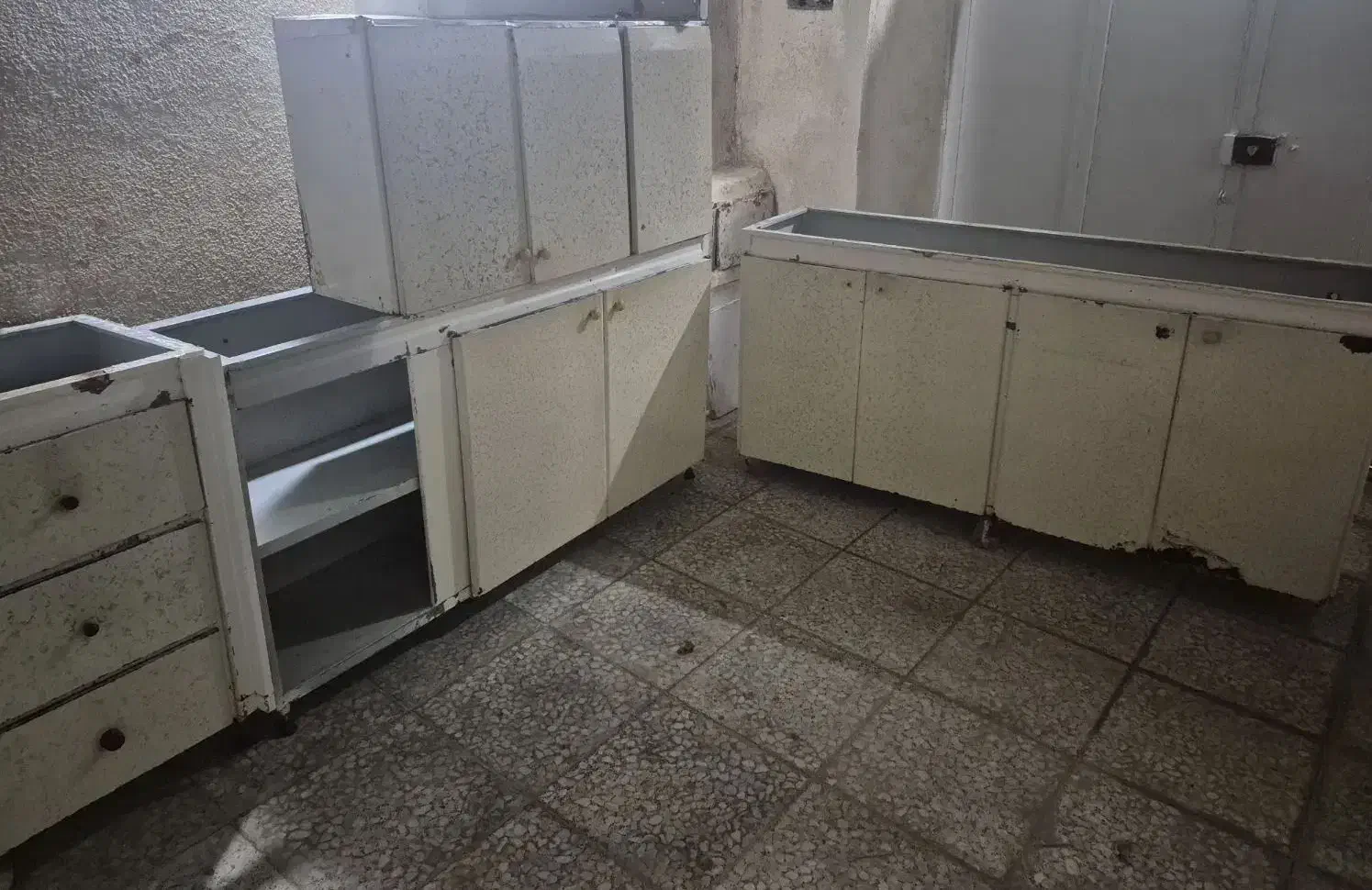 کابینت آشپزخانه|مصالح و تجهیزات ساختمان|شیراز, بالا کفت|دیوار