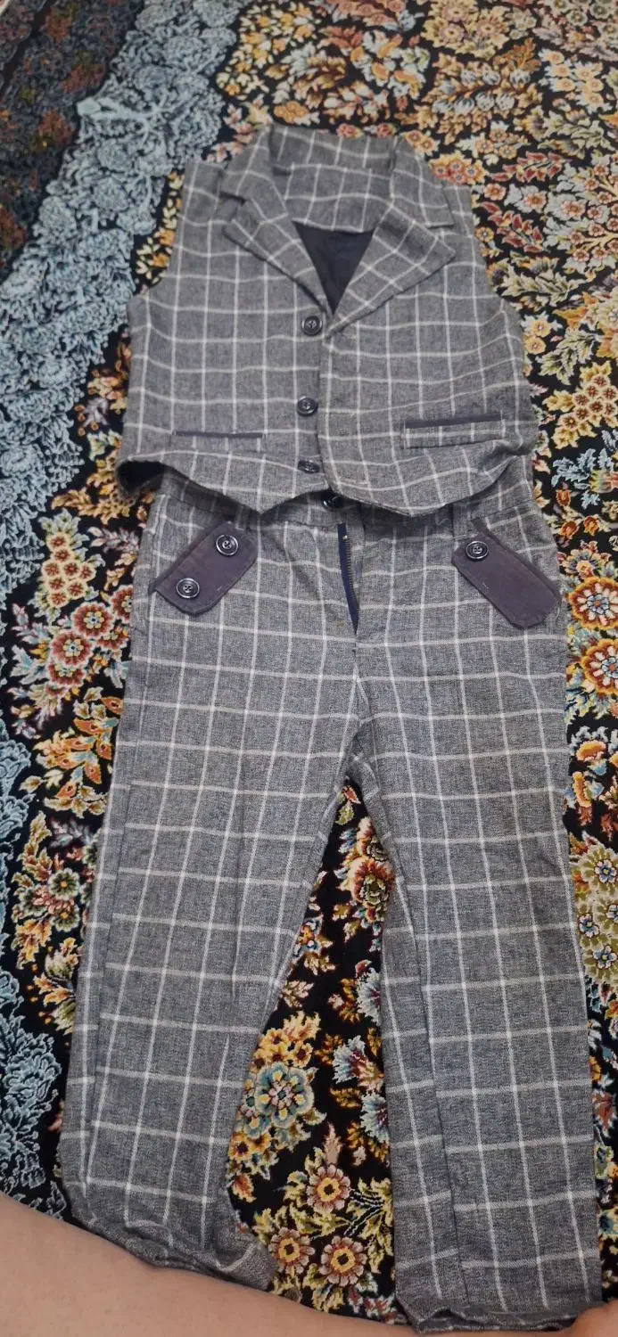 لباس نوزاد و کت و جلیقه شلوار|کفش و لباس بچه|اسلام‌شهر, مظفریه|دیوار