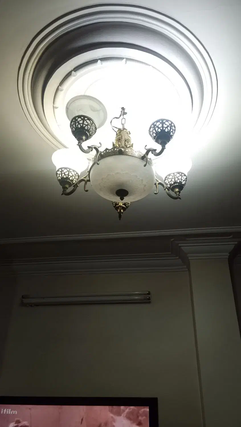 لوستر برنزی|لوستر و چراغ آویز|رودهن, |دیوار