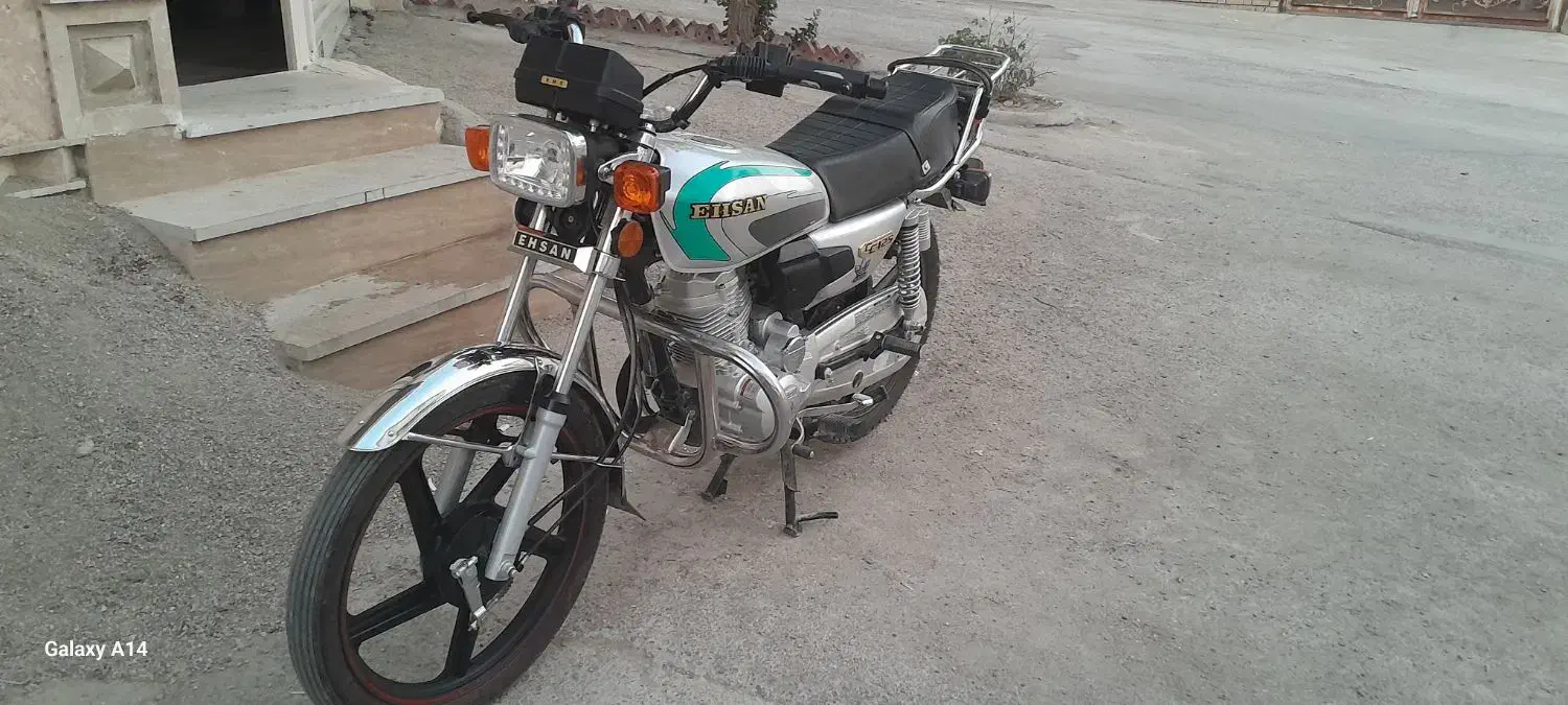 موتور سیکلت ۱۲۵ احسان|موتورسیکلت|بیجار, |دیوار