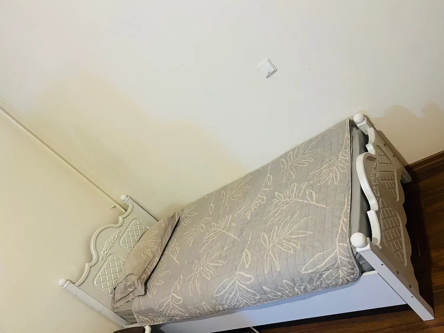 تخت تک نفره|تخت و سرویس خواب|پارس‌آباد, |دیوار