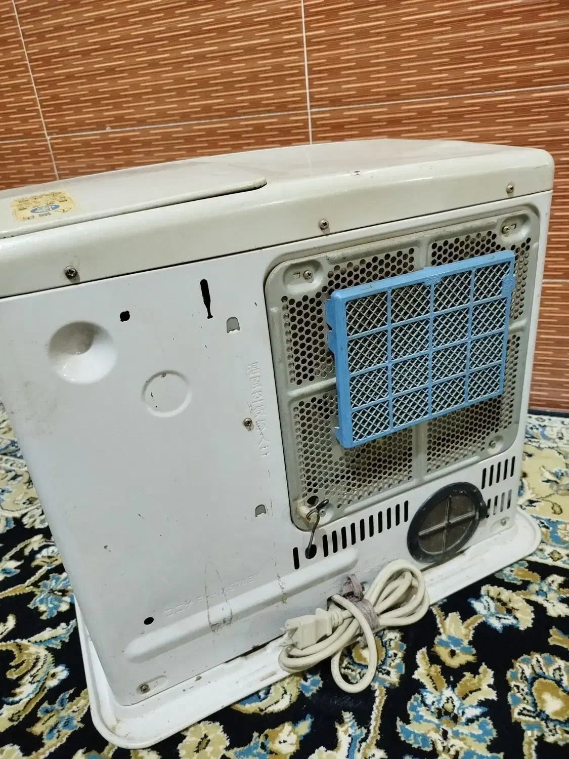 بخاری برقی نفتی و فرش|بخاری، هیتر، شومینه|زابل, |دیوار