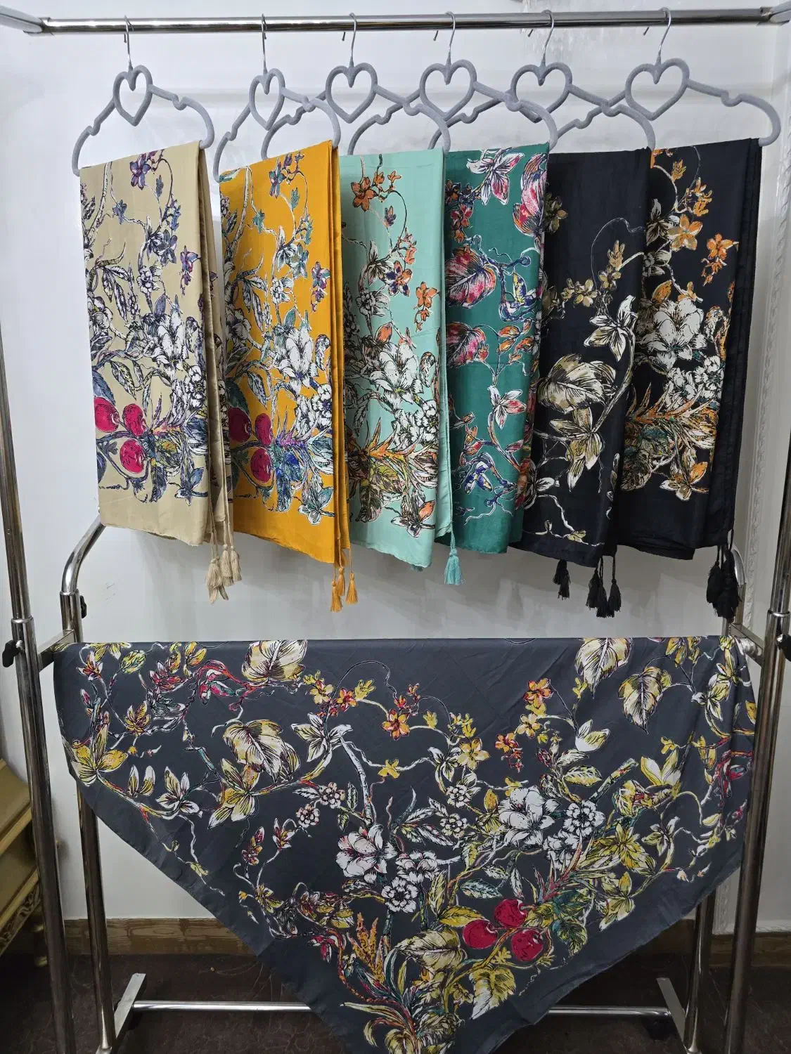 روسری حراجی|لباس|تهران, ایران|دیوار