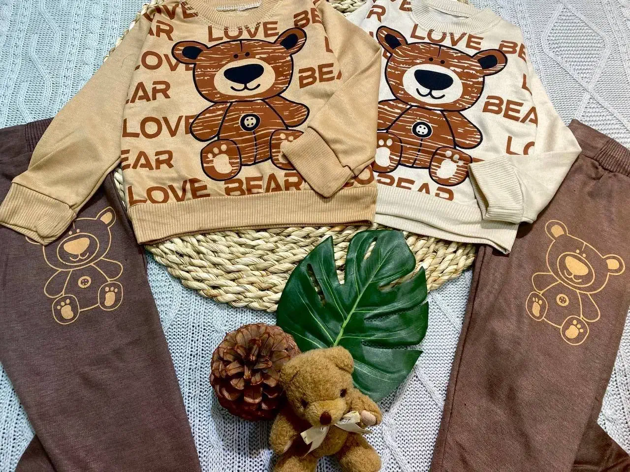 عمده تیراژ - ست بلوز شلوار کرم قهوه ای خرس|کفش و لباس بچه|مشهد, هفده شهریور|دیوار