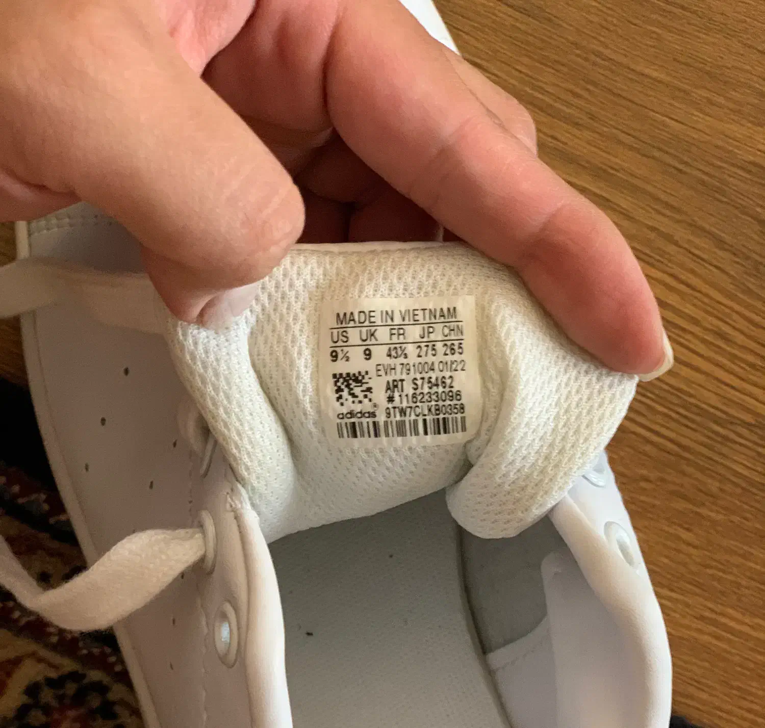 کتونی آدیداس مردانه|کیف، کفش، کمربند|تهران, ورزشگاه آزادی|دیوار