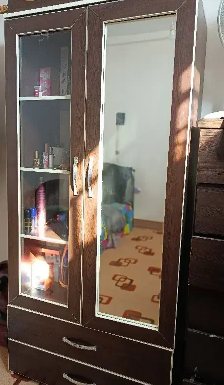 فروش تخت خواب ، کمد، دلاور|تخت و سرویس خواب|آزادشهر, |دیوار