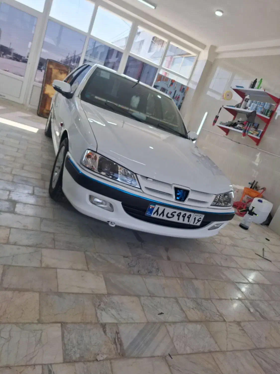 واکس پولیش لیسه گیری صفرشویی موتورشویی شیشه دودی|خدمات موتور و ماشین|قم, شهرک خودرو|دیوار