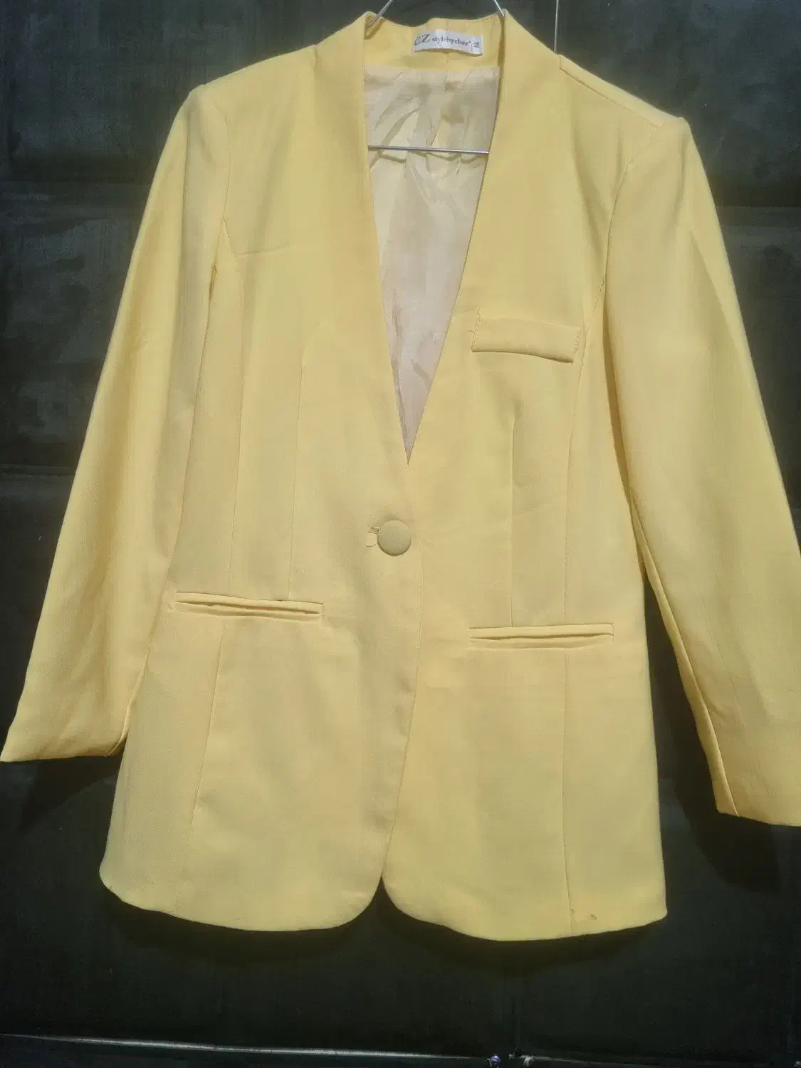 لباس|لباس|نجف‌آباد, امام خمینی|دیوار