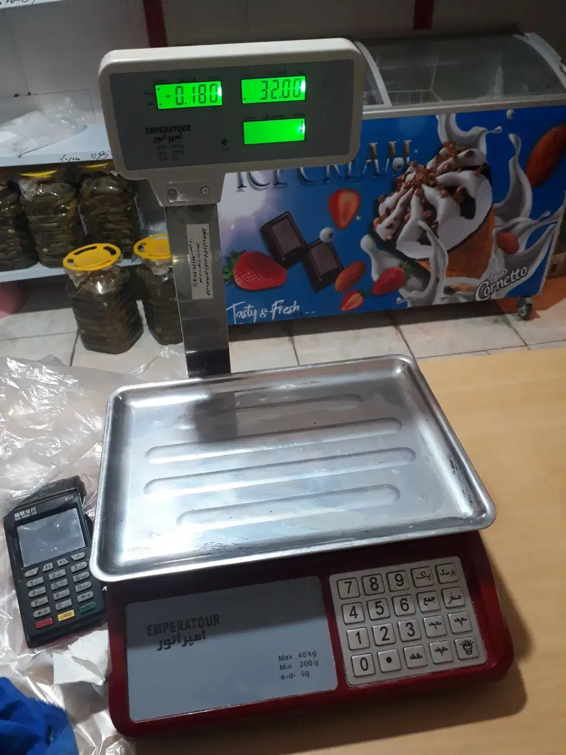 شیرسردکن ۵۰۰لیتری و ترازو زیر قیمت|فروشگاه و مغازه|ابهر, |دیوار