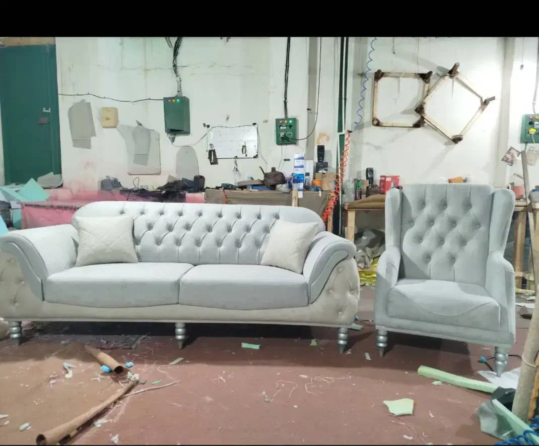 مبل راحتی کلاسیک، شکوه طراحی سنتی با آسایش مدرن|مبلمان خانگی و میز عسلی|ماسال, |دیوار