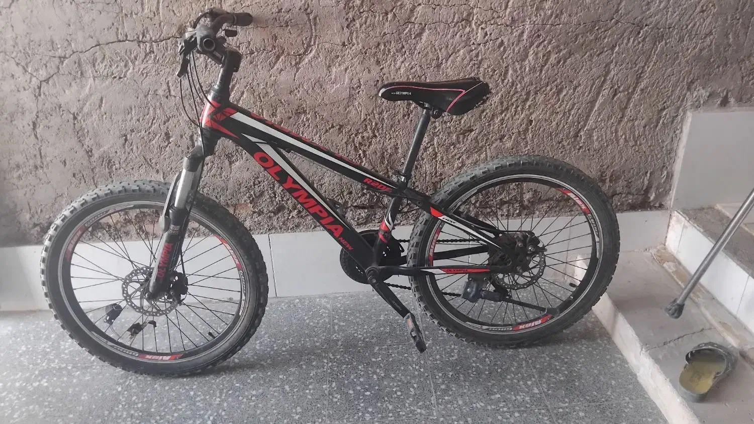 دوچرخه ۲۶ نو ودست خودم بوده وخیلی آروم رفتم|دوچرخه، اسکیت، اسکوتر|میبد, |دیوار