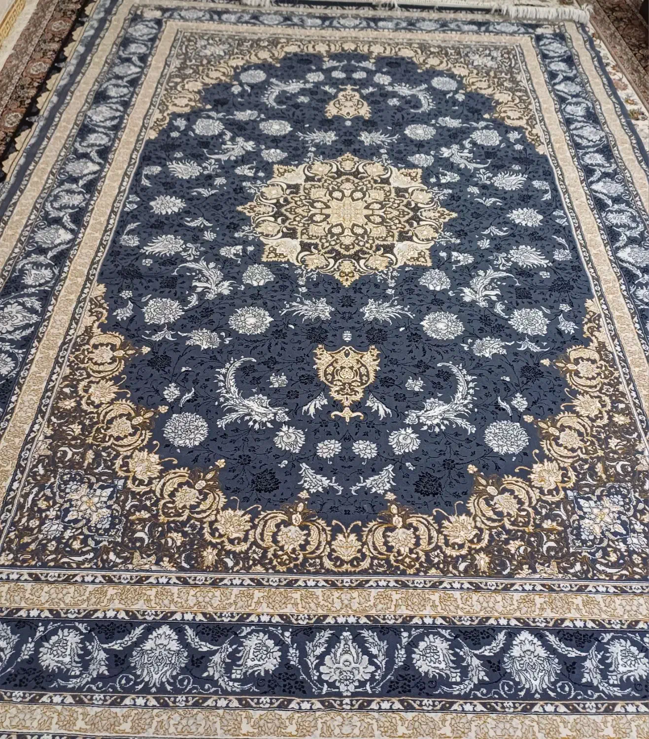 ۱۰ جفت فرش ۱۲ متری تمام نخ نوی نو پلمپ کارخانه|فرش|مشهد, رده|دیوار