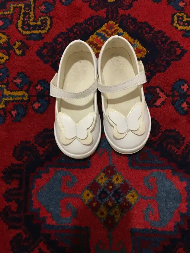 لباس و کفش مجلسی بچگانه|کفش و لباس بچه|فولادشهر, A3|دیوار