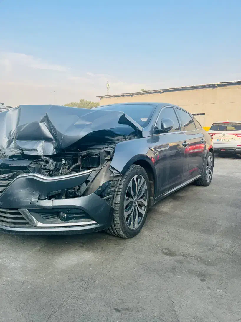 تصادفی رنو   تالیسمان  ۲۰۱۷|خودرو سواری و وانت|تهران, شهید فکوری|دیوار