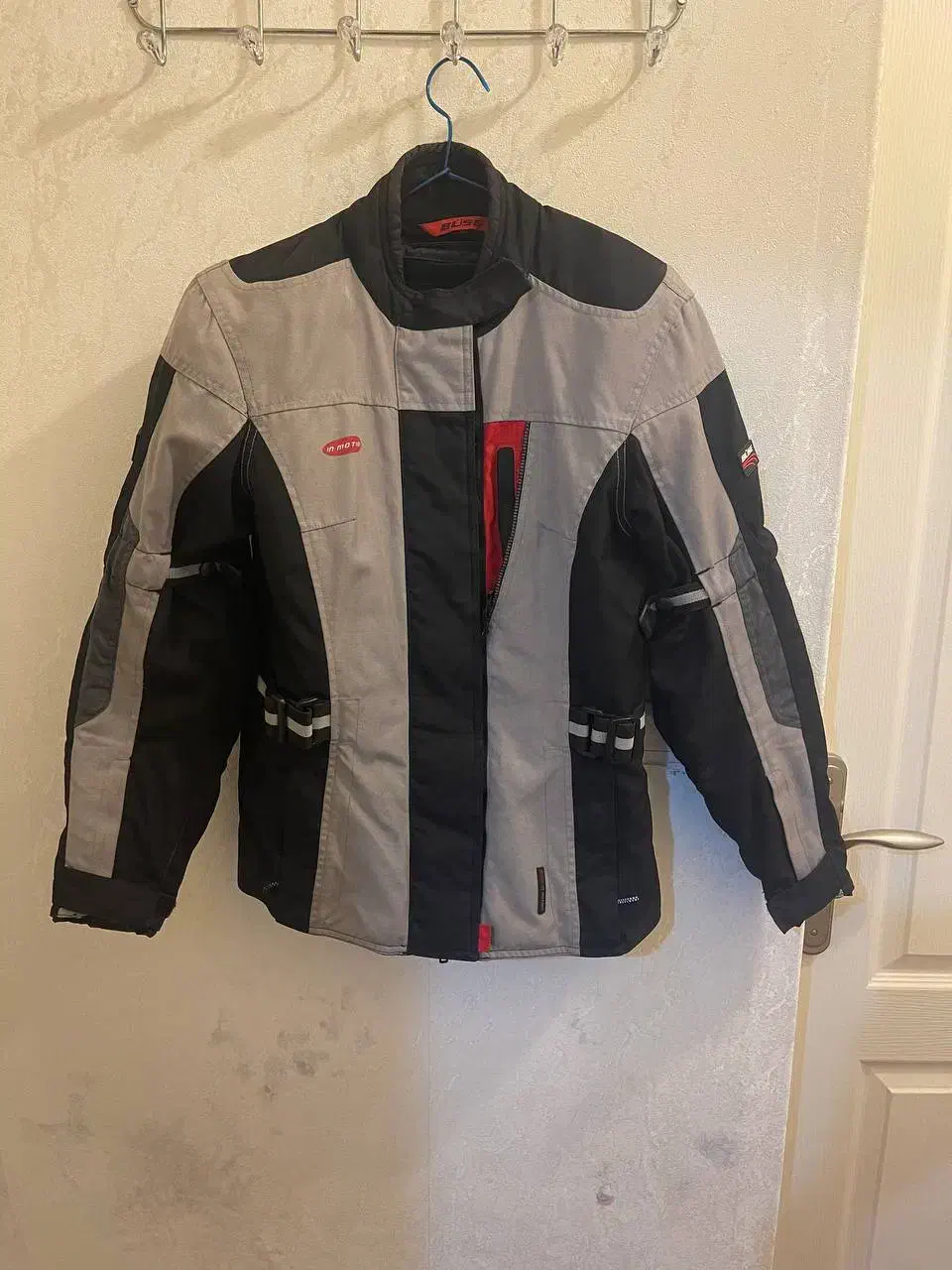 قیمت 4000000ملیون تومن|لباس|سهند, |دیوار