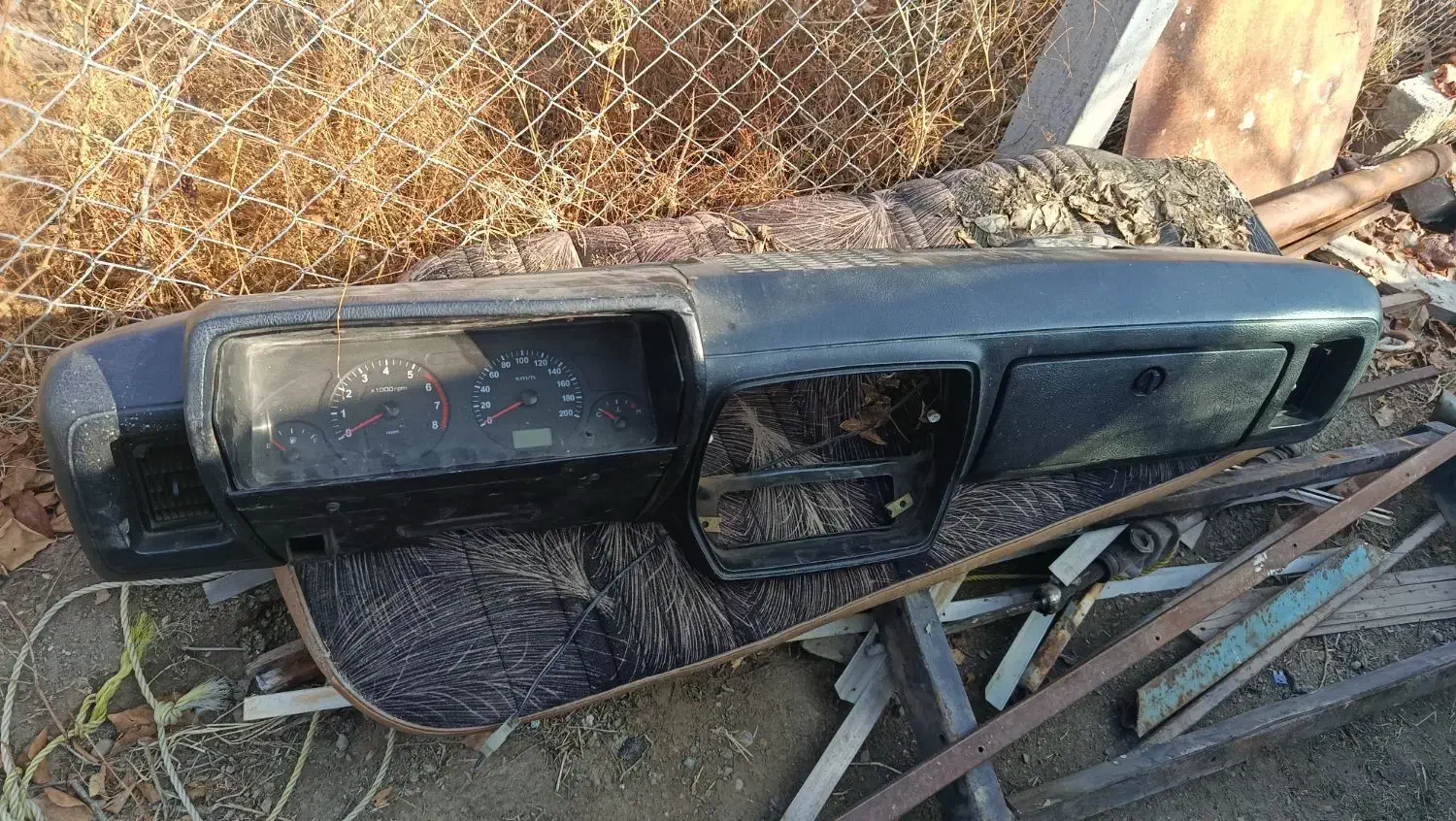 سینه داشبورد|قطعات یدکی و لوازم جانبی|ارومیه, |دیوار