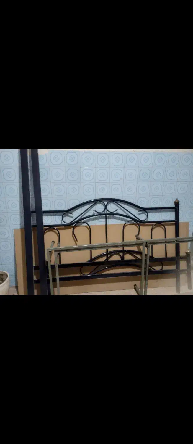 تخت دو نفره فلزی|تخت و سرویس خواب|قوچان, |دیوار