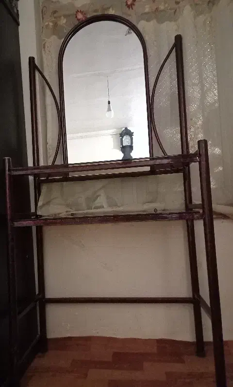 آینه وکنسول یا میز آرایش|بوفه، ویترین، کنسول|تبریز, |دیوار