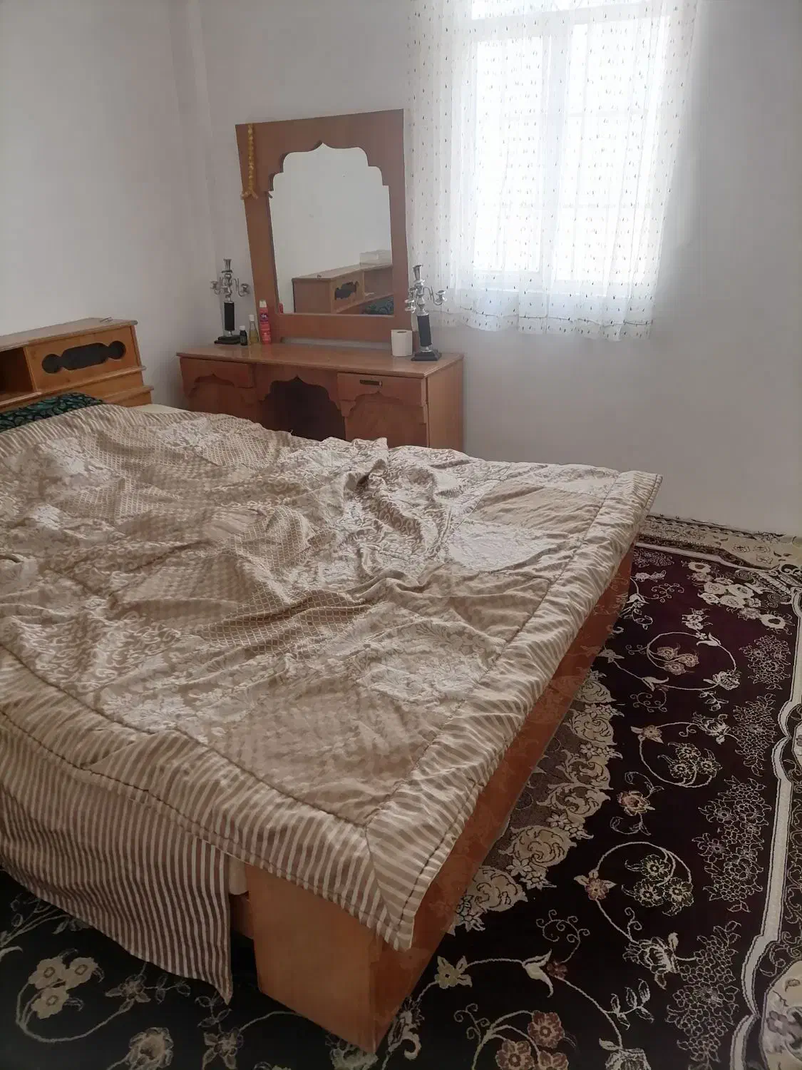 تخت خواب|تخت و سرویس خواب|زواره, |دیوار