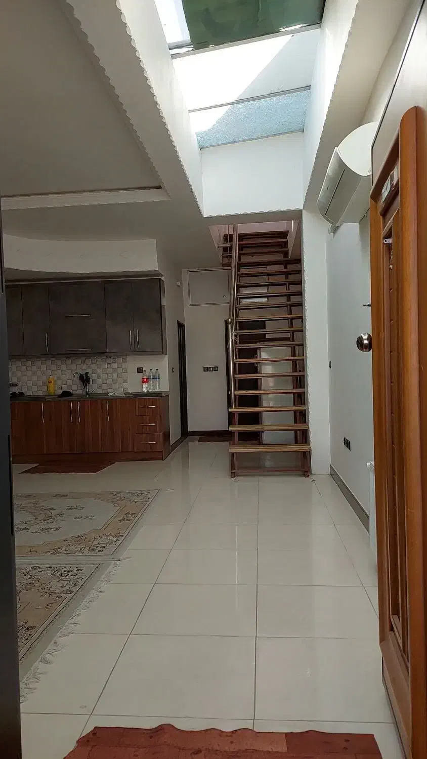 اجاره آپارتمان نوساز مبله ماهانه، طبقه دوم|اجارهٔ کوتاهمدت آپارتمان و سوئیت|قم, در بهشت|دیوار