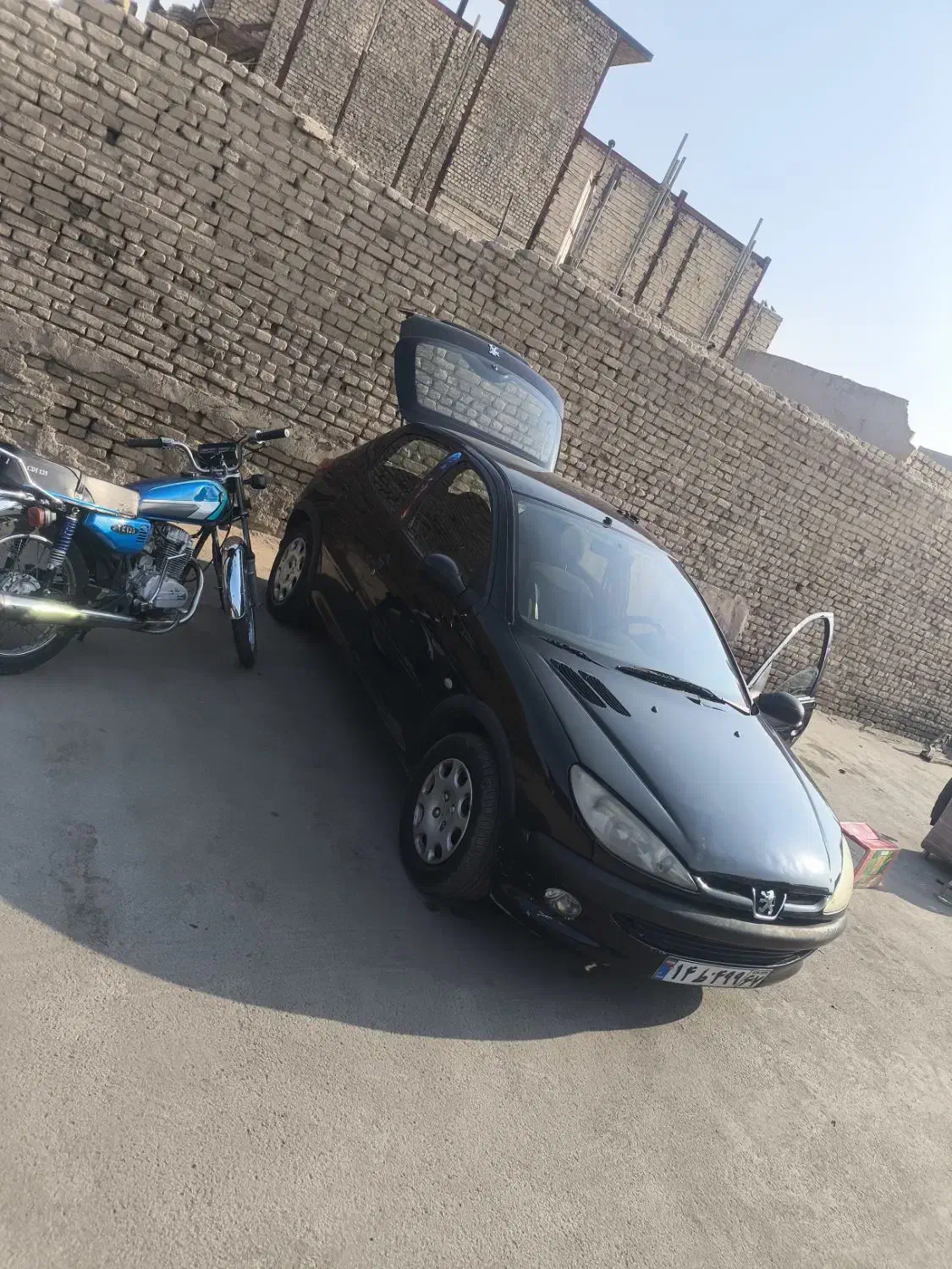 206 مدل 81 تمام رنگ|خودرو سواری و وانت|کاشان, شهرک صنعتی راوند|دیوار