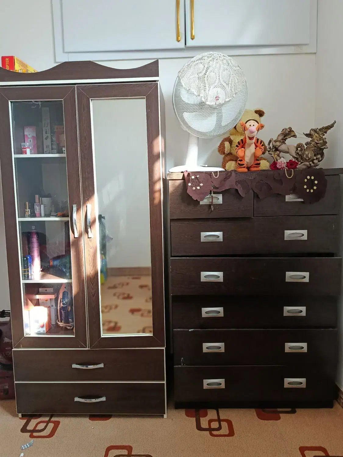 فروش تخت خواب ، کمد، دلاور|تخت و سرویس خواب|آزادشهر, |دیوار