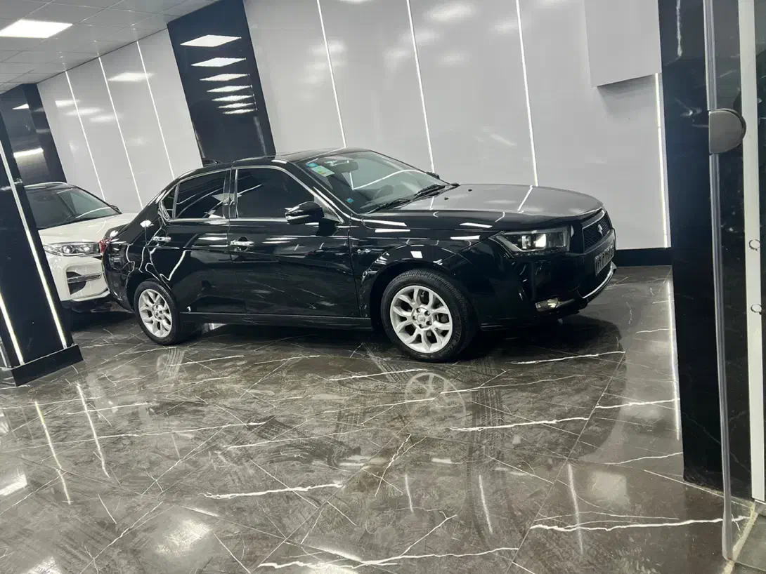 دنا پلاس اتومات|خودرو سواری و وانت|اصفهان, شهرک کاوه|دیوار