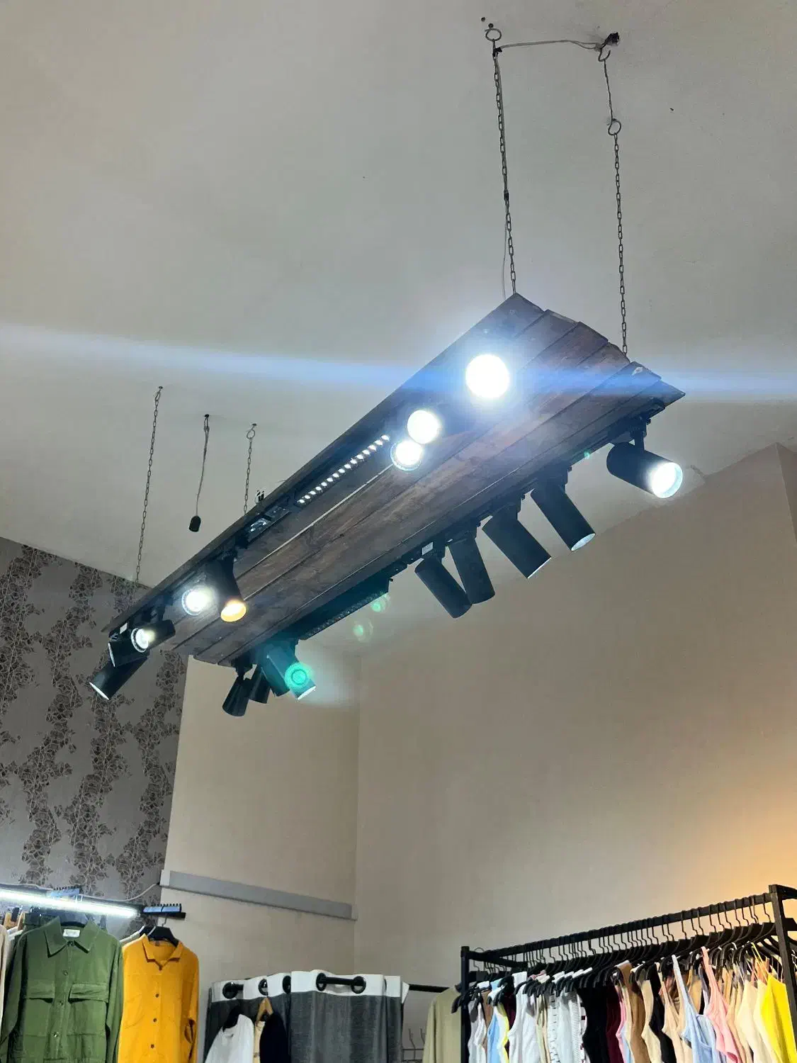 لامپ ریلی ۳۰ و ۵۰ وات|لامپ و چراغ|هشتگرد, شهرک گلها|دیوار